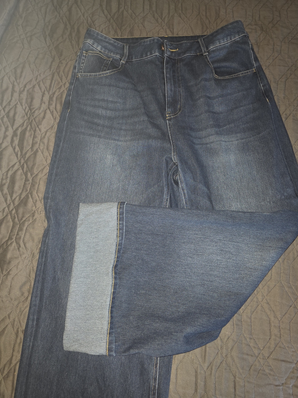 HALARA Women's Straight Dark Blue Cuffed Stretch Denim Jeans Sz Lg